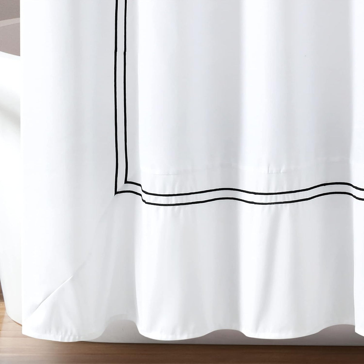 Lush Decor Hotel Collection Shower Curtain Single 72" W x 72" L White & Black - White Shower Curtains for Bathroom - Bathroom Curtain - Modern Decor