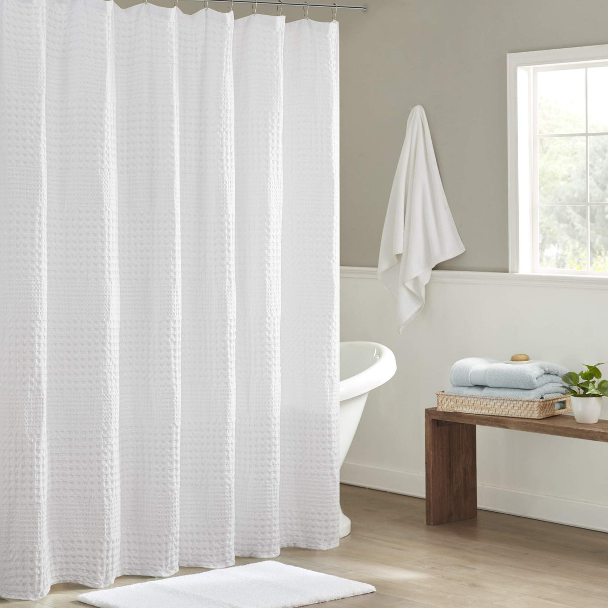 Madison Park Arlo Shower Curtain for Bathroom, 72 x 72, White